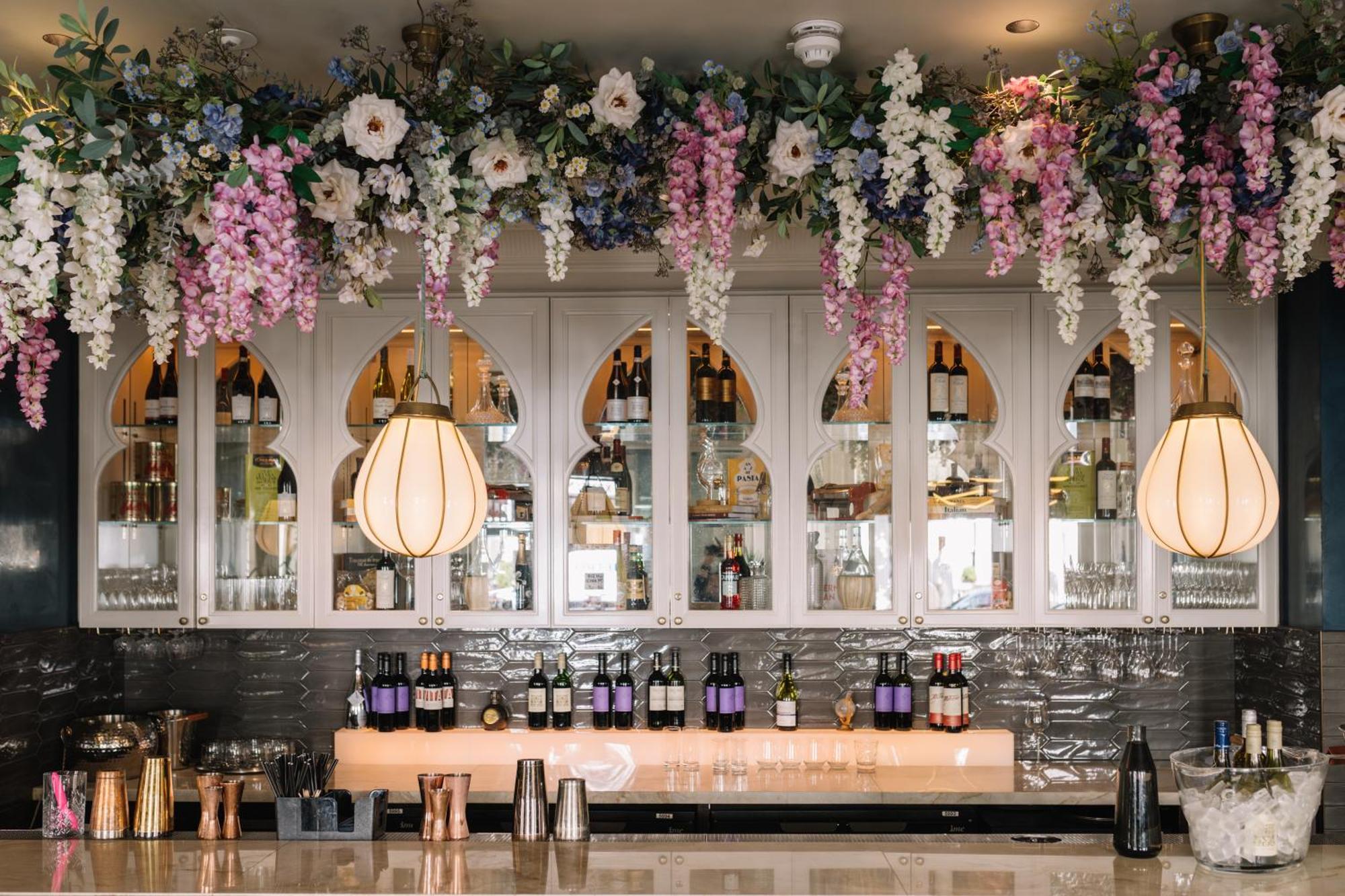 伦敦皇后门100号酒店-格芮希尔顿精选酒店 外观 照片 The bar at the Ivy Temple Row