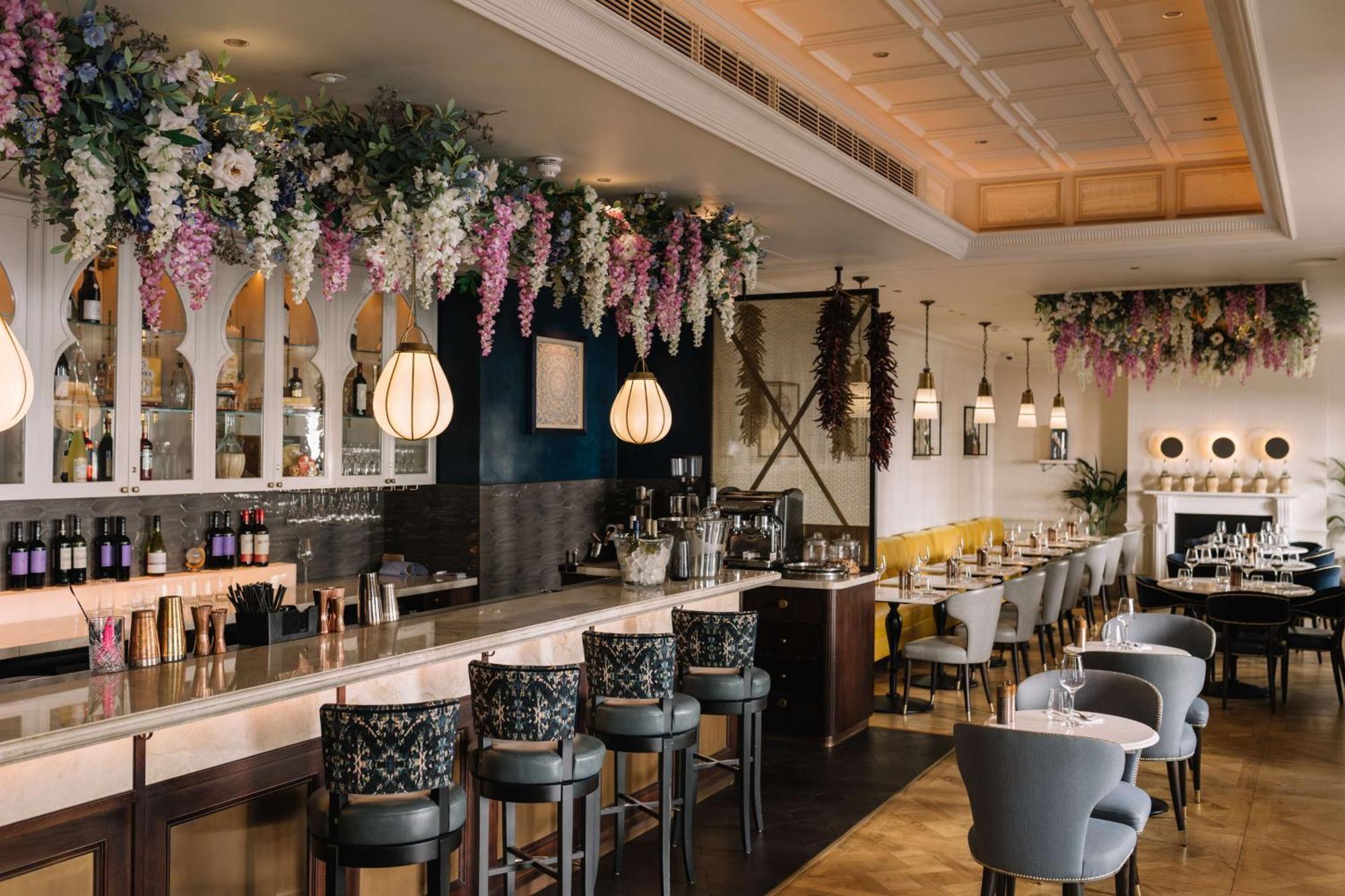 伦敦皇后门100号酒店-格芮希尔顿精选酒店 外观 照片 The Ivy, St. John's Wood