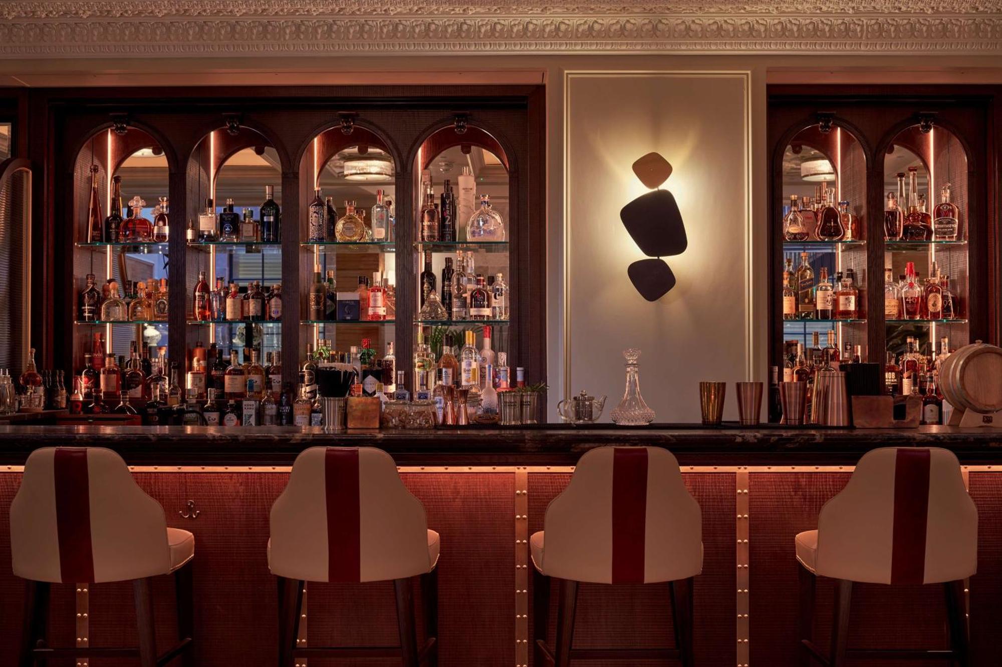 伦敦皇后门100号酒店-格芮希尔顿精选酒店 设施 照片 The Bar at The Ivy Temple Row